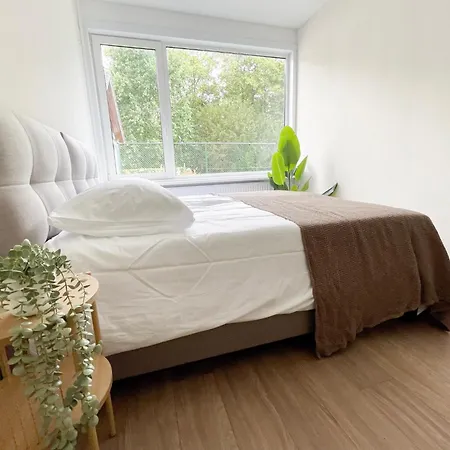 Room Near Tilburg University Ideal For Students تيلبورغ
