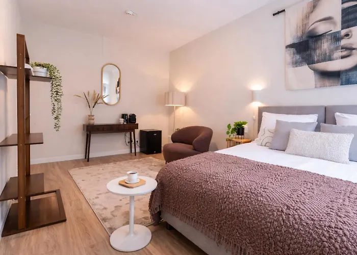 Hébergement de vacances Bright & Spacious In Near Stadsbos013 *